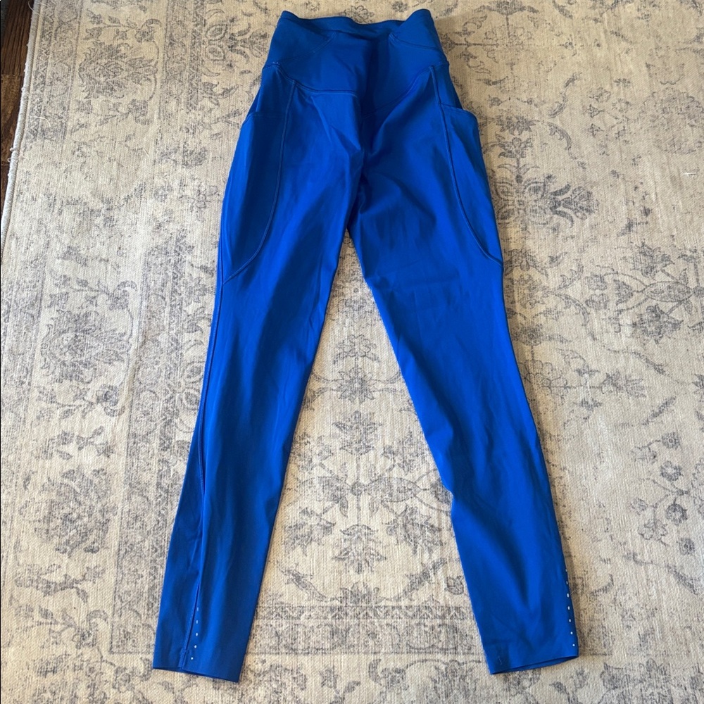 Lululemon Women’s Fast & Free 25” Running Tights - size 4 - galactic cobalt